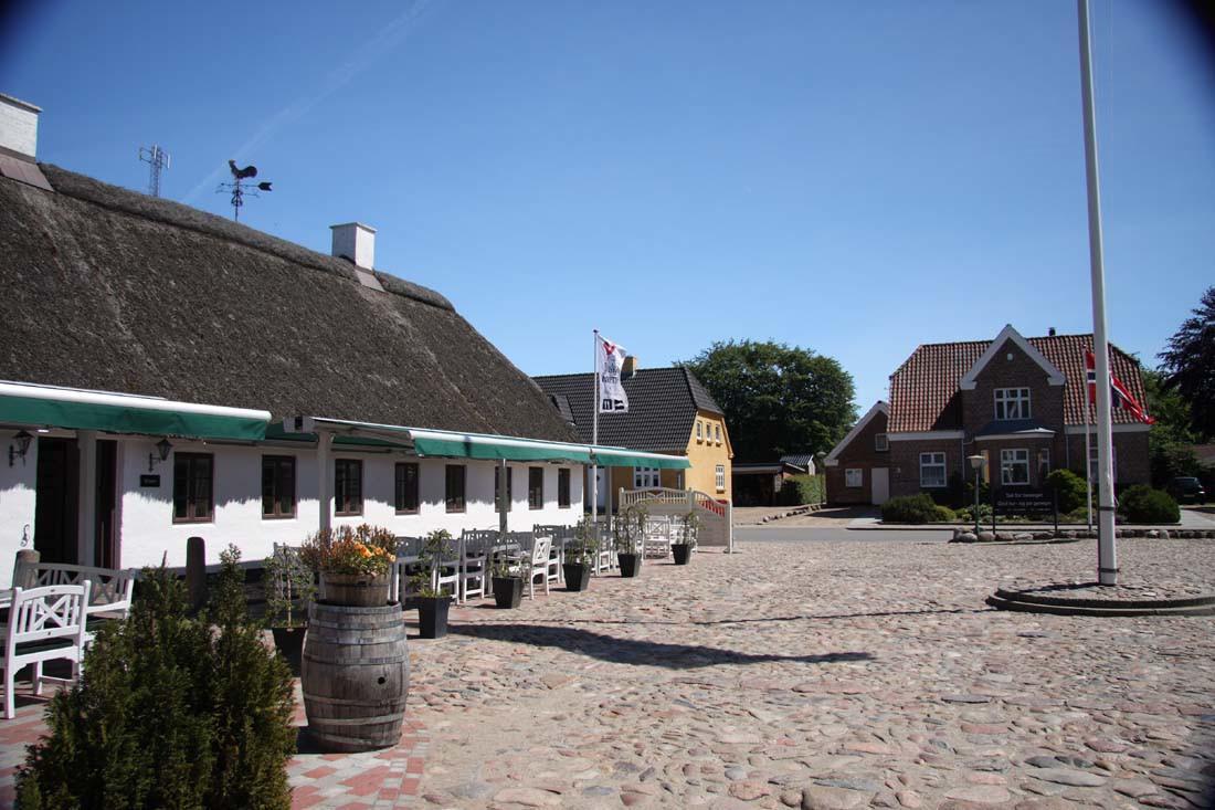 Hovborg Kro Esterno foto