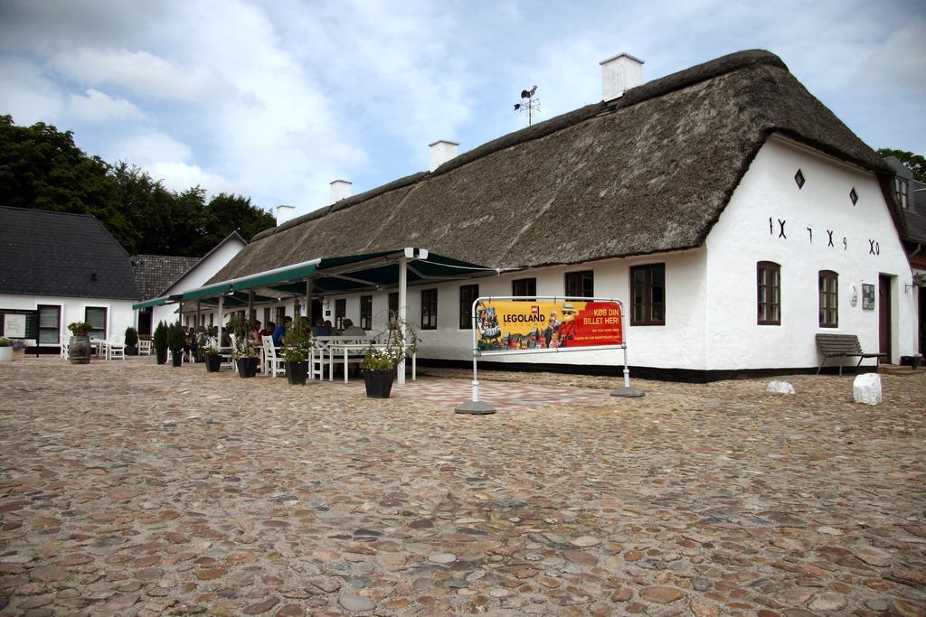 Hovborg Kro Esterno foto